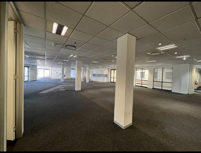 569M² OFFICE TO LET IN ROSEBANK